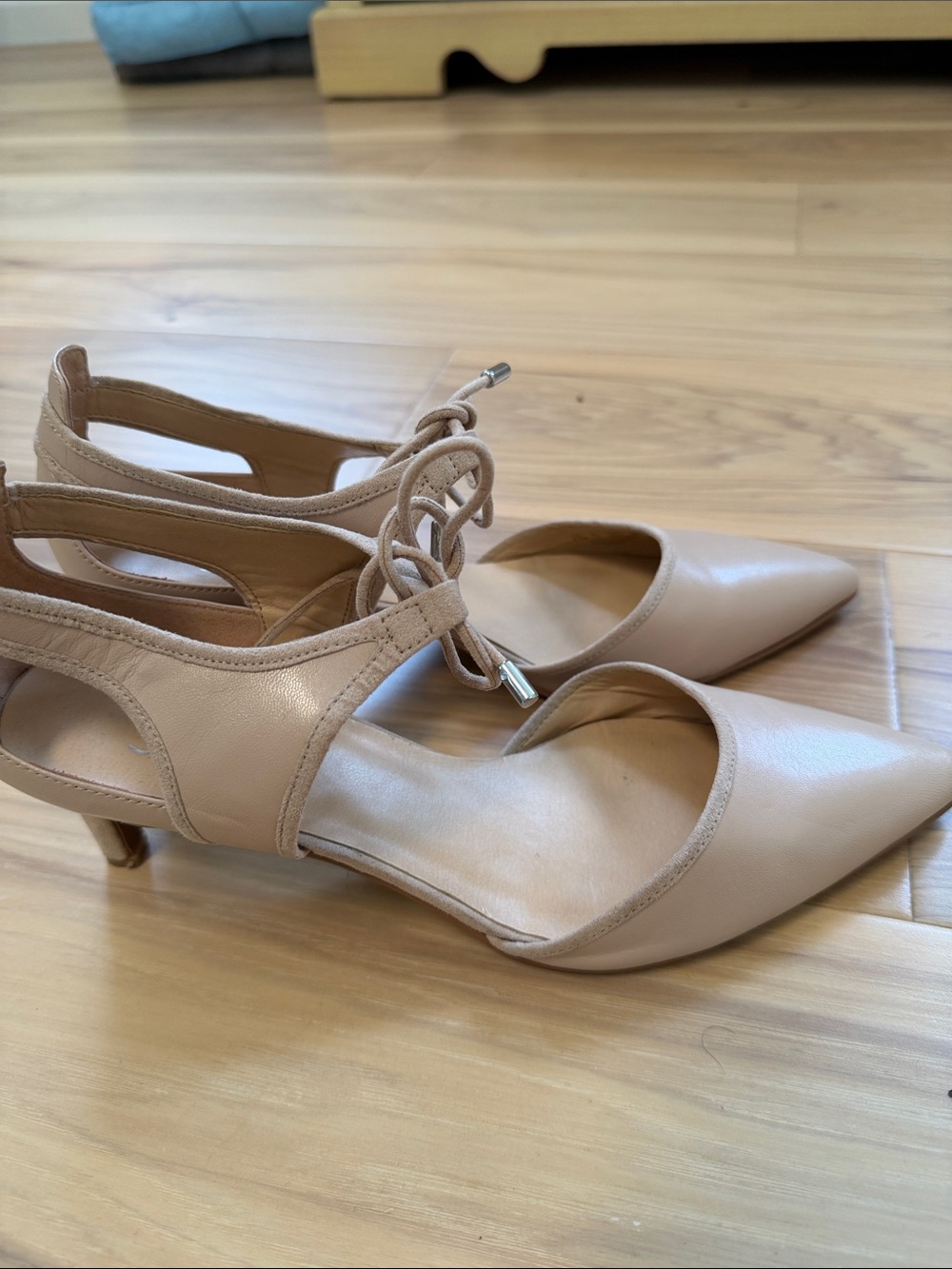 Franco Sarto Darlis Blush Pointed-Toe Ankle Tie Heels - Picture 7 of 7